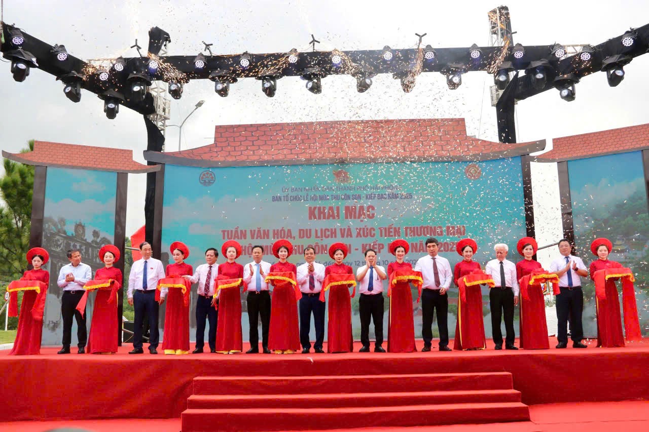 Hải Phòng Khai mạc tuần du lịch và xúc tiến thương mại tại đền Kiếp Bạc