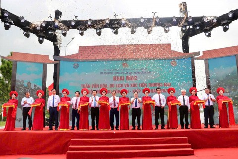 Hải Phòng Khai mạc tuần du lịch và xúc tiến thương mại tại đền Kiếp Bạc