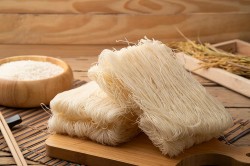 Nghề làm miến gạo đến sản phẩm OCOP 3 sao