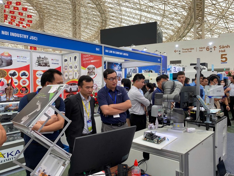 Hà Nội đẩy mạnh phát triển công nghiệp hỗ trợ vươn tới chuỗi cung ứng toàn cầu