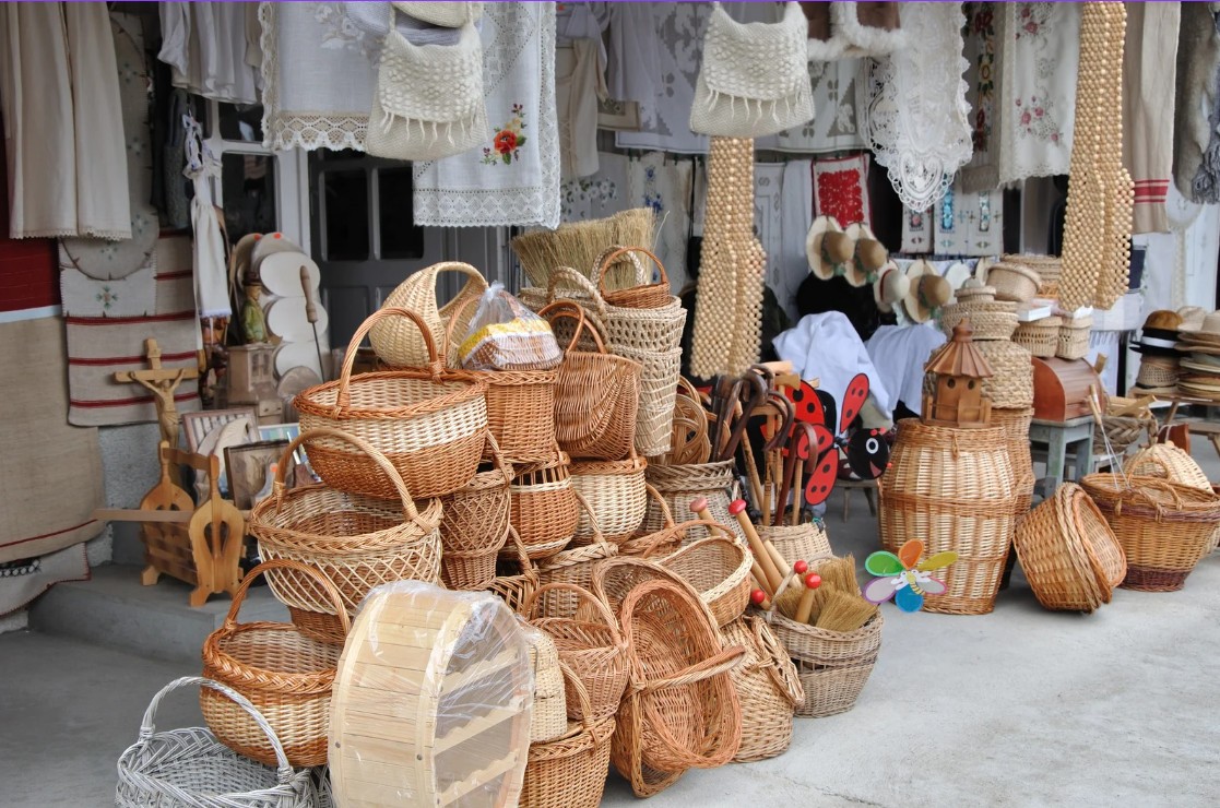 Phụ nữ Nam Tiên Hưng phát huy sáng tạo làm giàu từ nghề phụ Phụ nữ Nam Tiên Hưng phát huy sáng tạo làm giàu từ nghề phụ