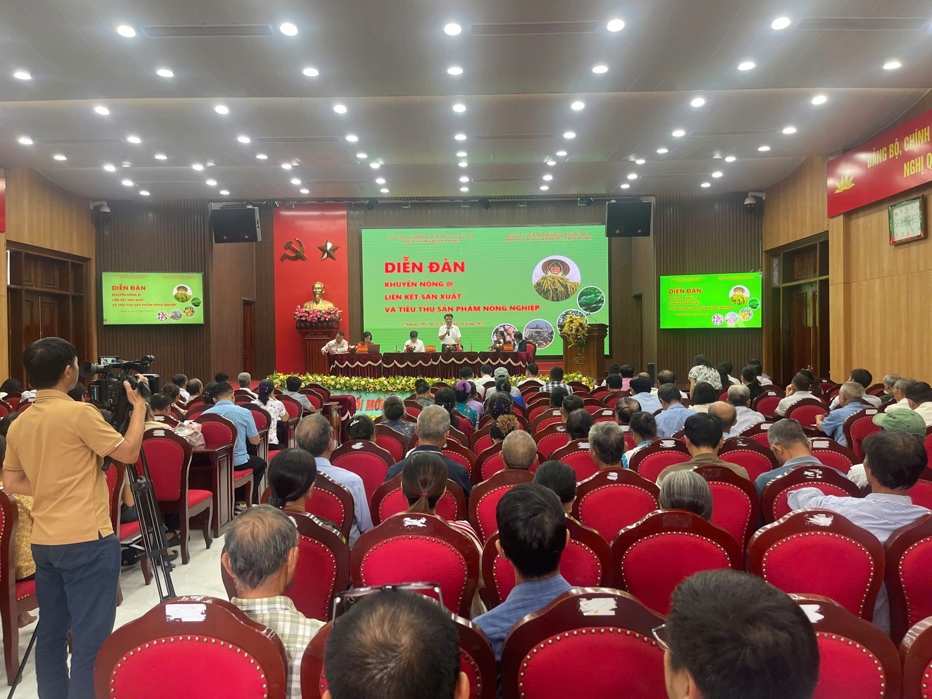 Chương Mỹ tăng cường liên kết sản xuất và tiêu thụ nông sản bền vững Chương Mỹ tăng cường liên kết sản xuất và tiêu thụ nông sản bền vững