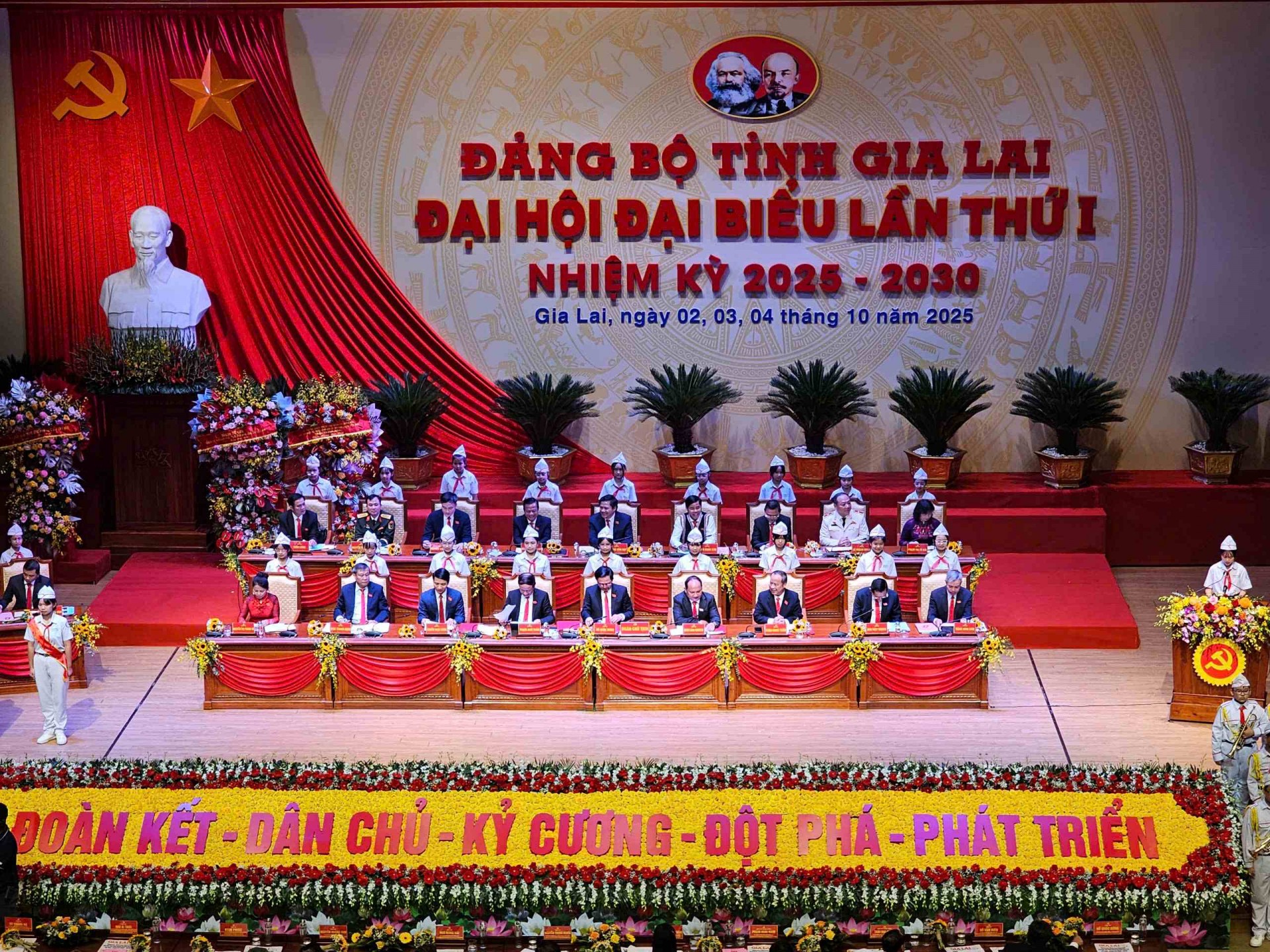 Gia Lai quyết tâm xây dựng nông thôn mới trong kỷ nguyên công nghệ cao