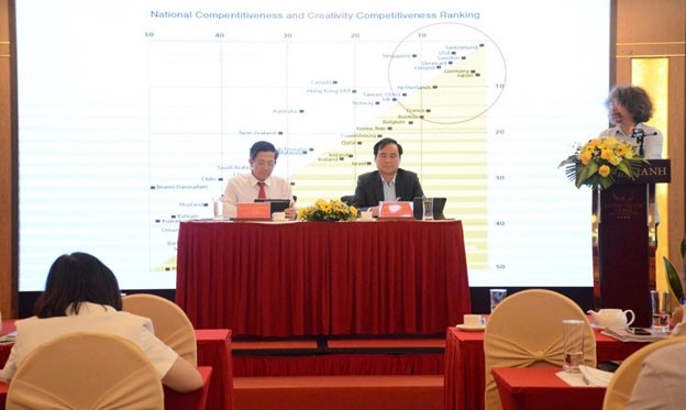 Thứ trưởng Bộ NN&MT Võ Văn Hưng và Phó Chủ tịch UBND thành phố Đà Nẵng  Trần Nam Hưng chủ trì hội nghị.