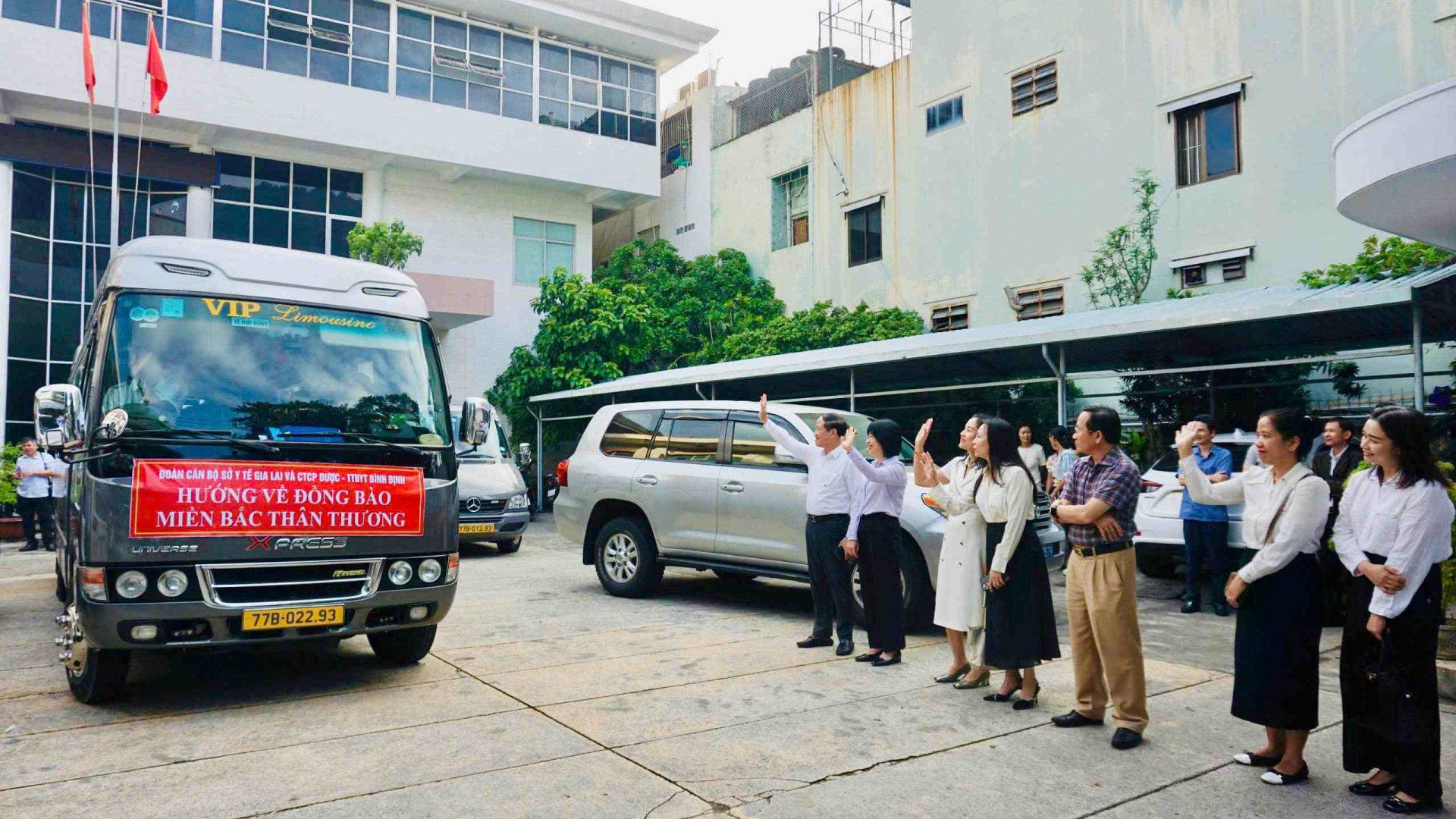 Gia Lai hỗ trợ 10 tỷ đồng và cử đoàn bác sĩ lên đường cứu trợ vùng lũ các tỉnh miền Bắc