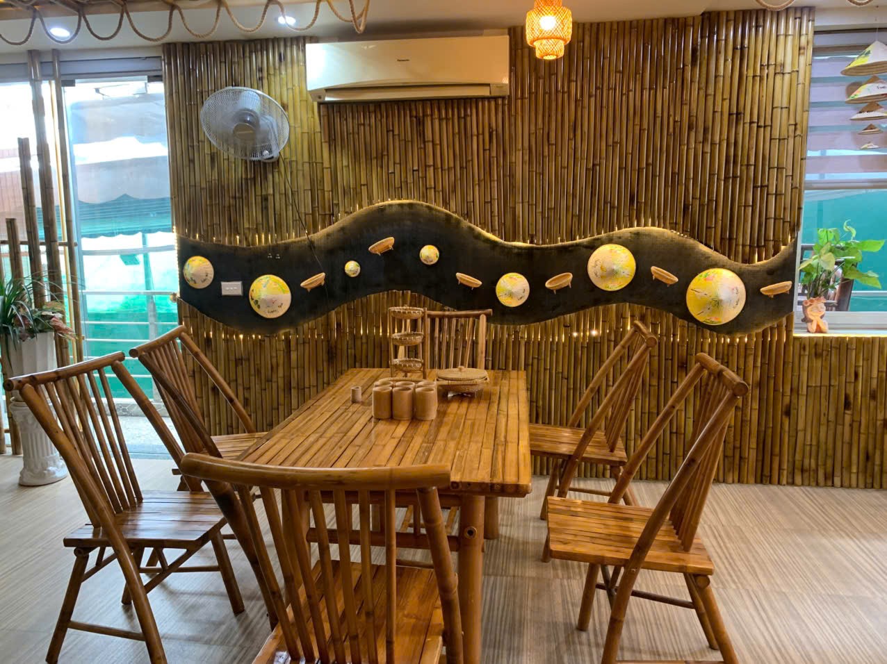 Nghệ nhân say mê chế tác, thối hồn vào những sản phẩm từ Mây tre