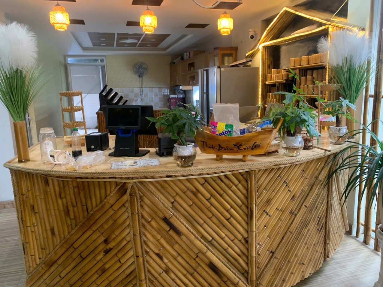 Nghệ nhân say mê chế tác, thối hồn vào những sản phẩm từ Mây tre