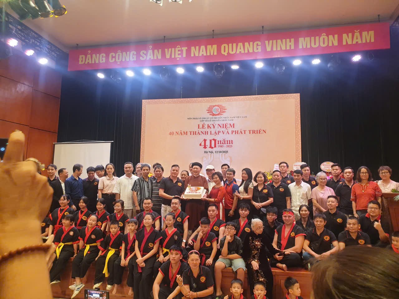 CLB Võ thuật Cổ truyền Nhất Nam hữu nghị Việt Xô kỷ niệm 40 tuổi CLB Võ thuật Cổ truyền Nhất Nam hữu nghị Việt Xô kỷ niệm 40 tuổi