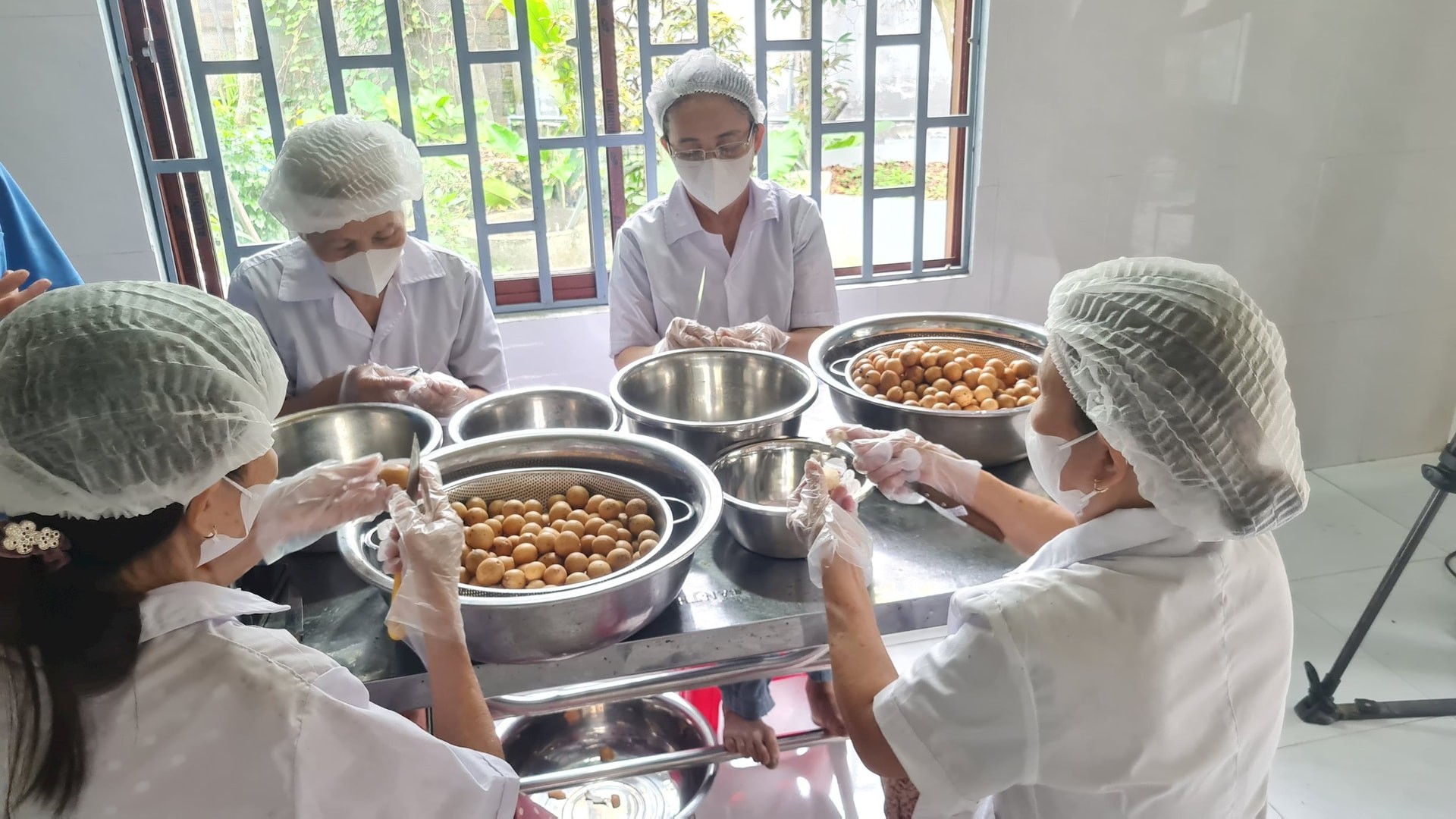 Liên kết vùng nguyên liệu để nâng tầm giá trị nông sản địa phương