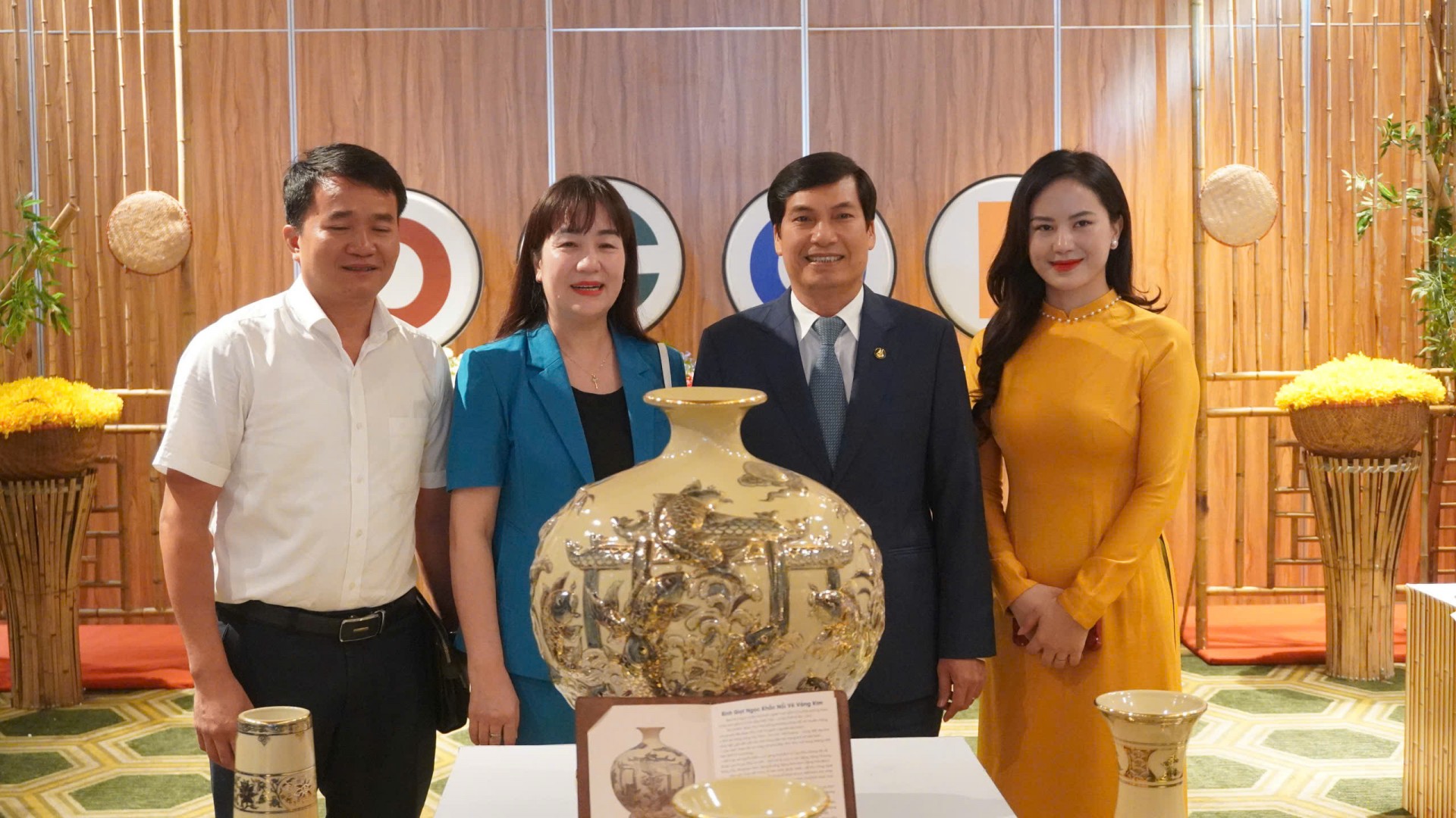 Đổi mới cách tiếp cận trong phát triển OCOP và du lịch nông thôn: Lấy chất lượng làm trọng tâm Đổi mới cách tiếp cận trong phát triển OCOP và du lịch nông thôn: Lấy chất lượng làm trọng tâm