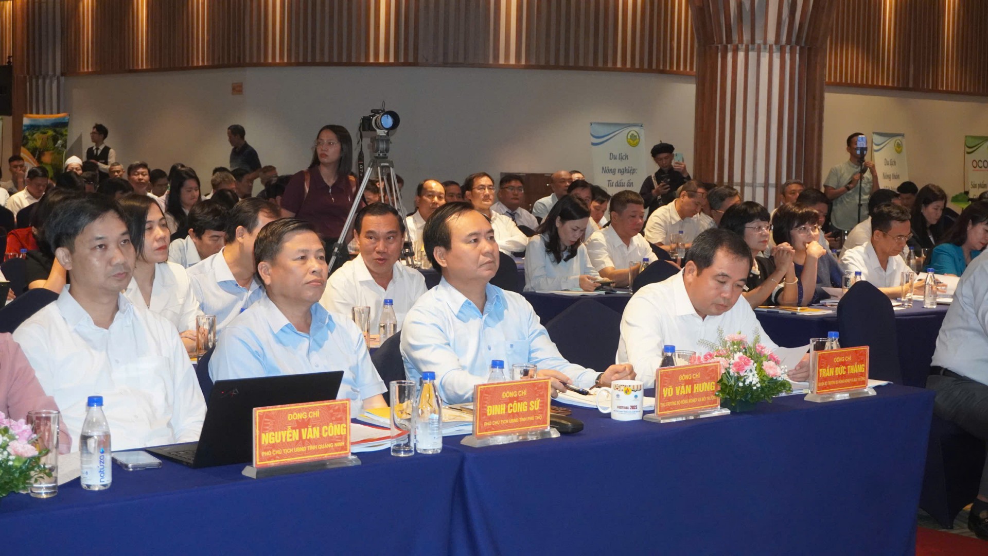 Đổi mới cách tiếp cận trong phát triển OCOP và du lịch nông thôn: Lấy chất lượng làm trọng tâm Đổi mới cách tiếp cận trong phát triển OCOP và du lịch nông thôn: Lấy chất lượng làm trọng tâm