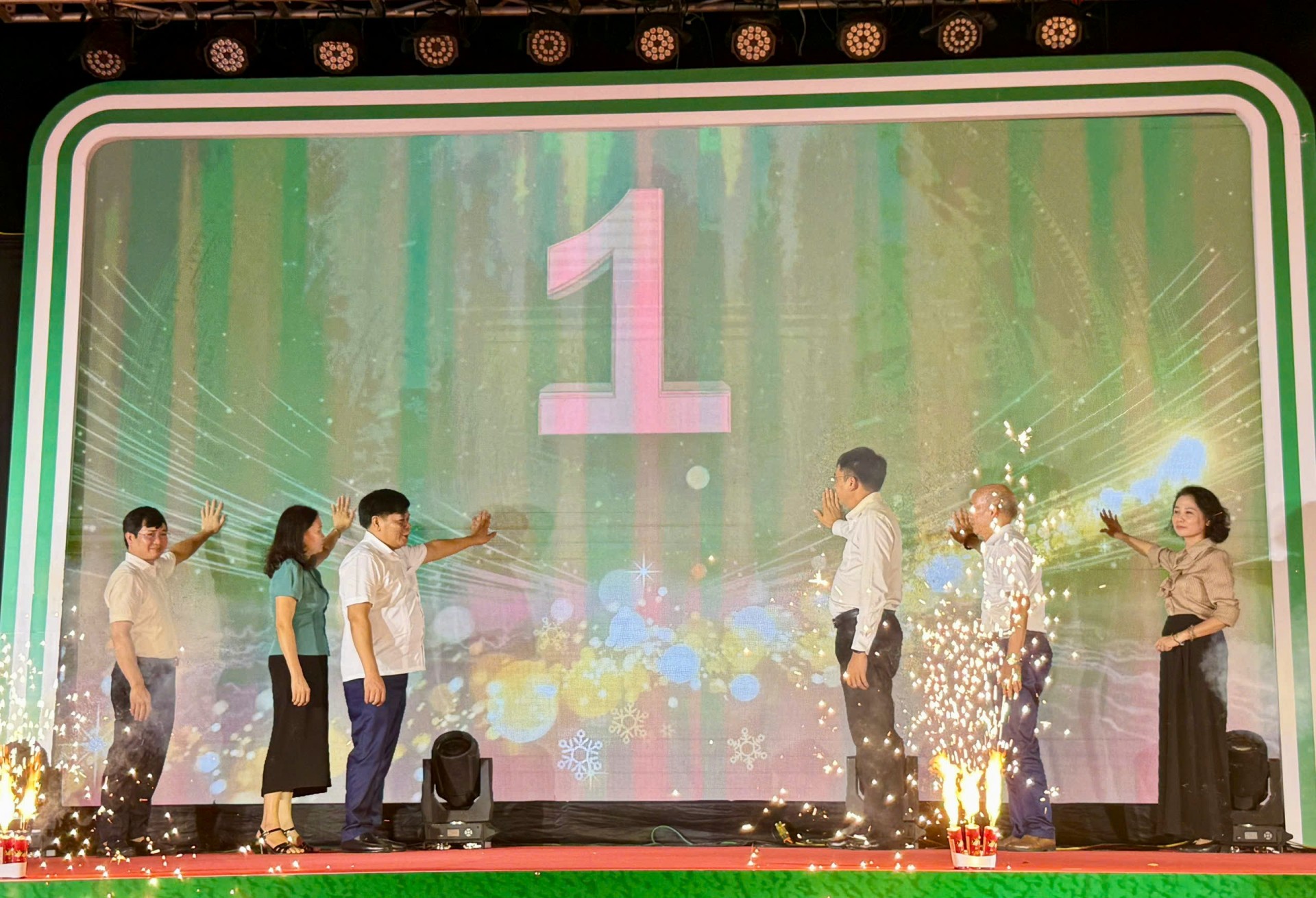 Thạch Thất tổ chức Triển lãm quảng bá, giao thương sản phẩm OCOP và làng nghề phục vụ du lịch năm 2025 Thạch Thất tổ chức Triển lãm quảng bá, giao thương sản phẩm OCOP và làng nghề phục vụ du lịch năm 2025