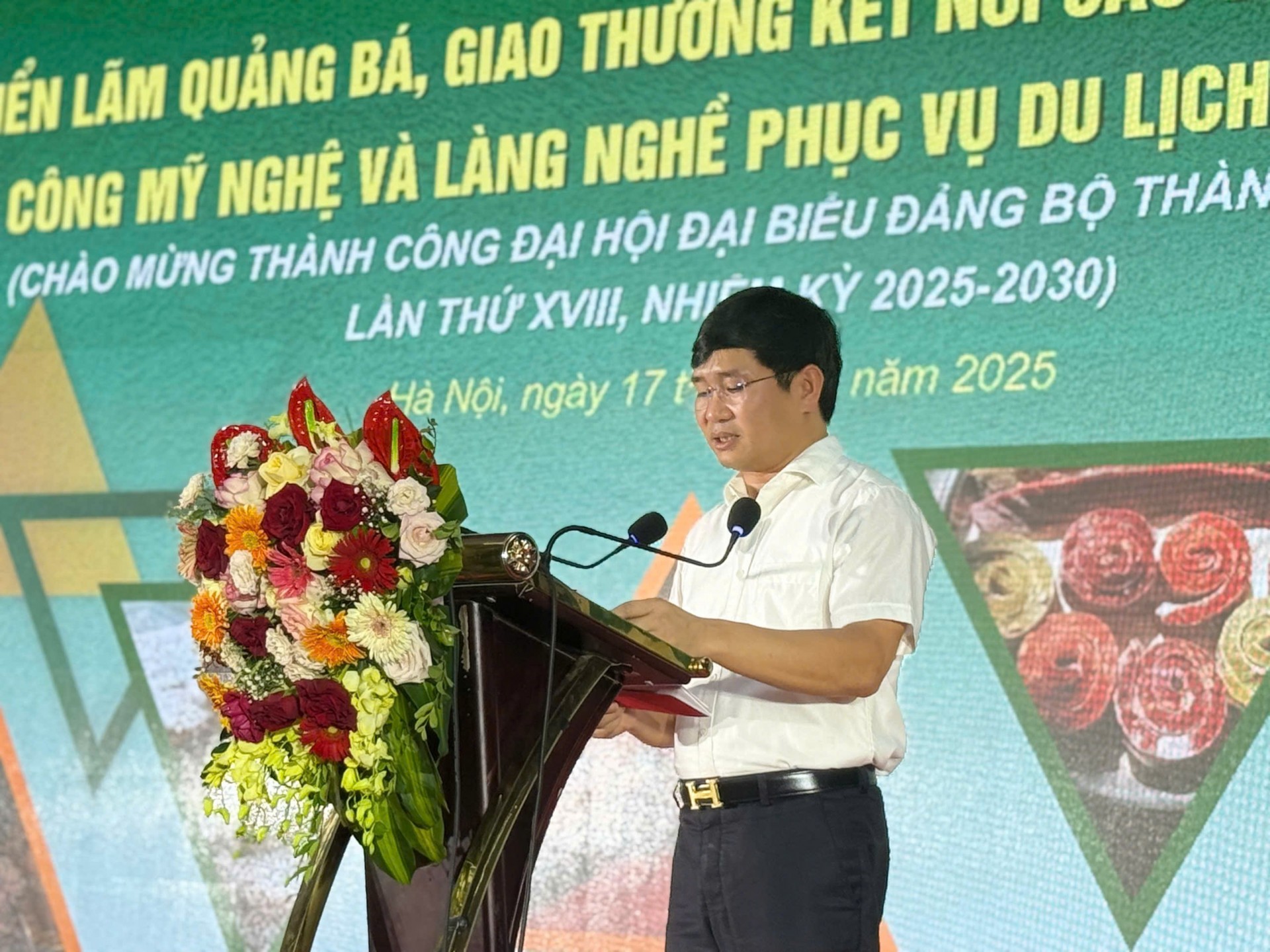 Thạch Thất tổ chức Triển lãm quảng bá, giao thương sản phẩm OCOP và làng nghề phục vụ du lịch năm 2025 Thạch Thất tổ chức Triển lãm quảng bá, giao thương sản phẩm OCOP và làng nghề phục vụ du lịch năm 2025