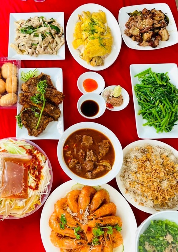 Nấu cỗ xưa và nay - Từ bếp lửa làng quê đến dịch vụ hiện đại Nấu cỗ xưa và nay - Từ bếp lửa làng quê đến dịch vụ hiện đại