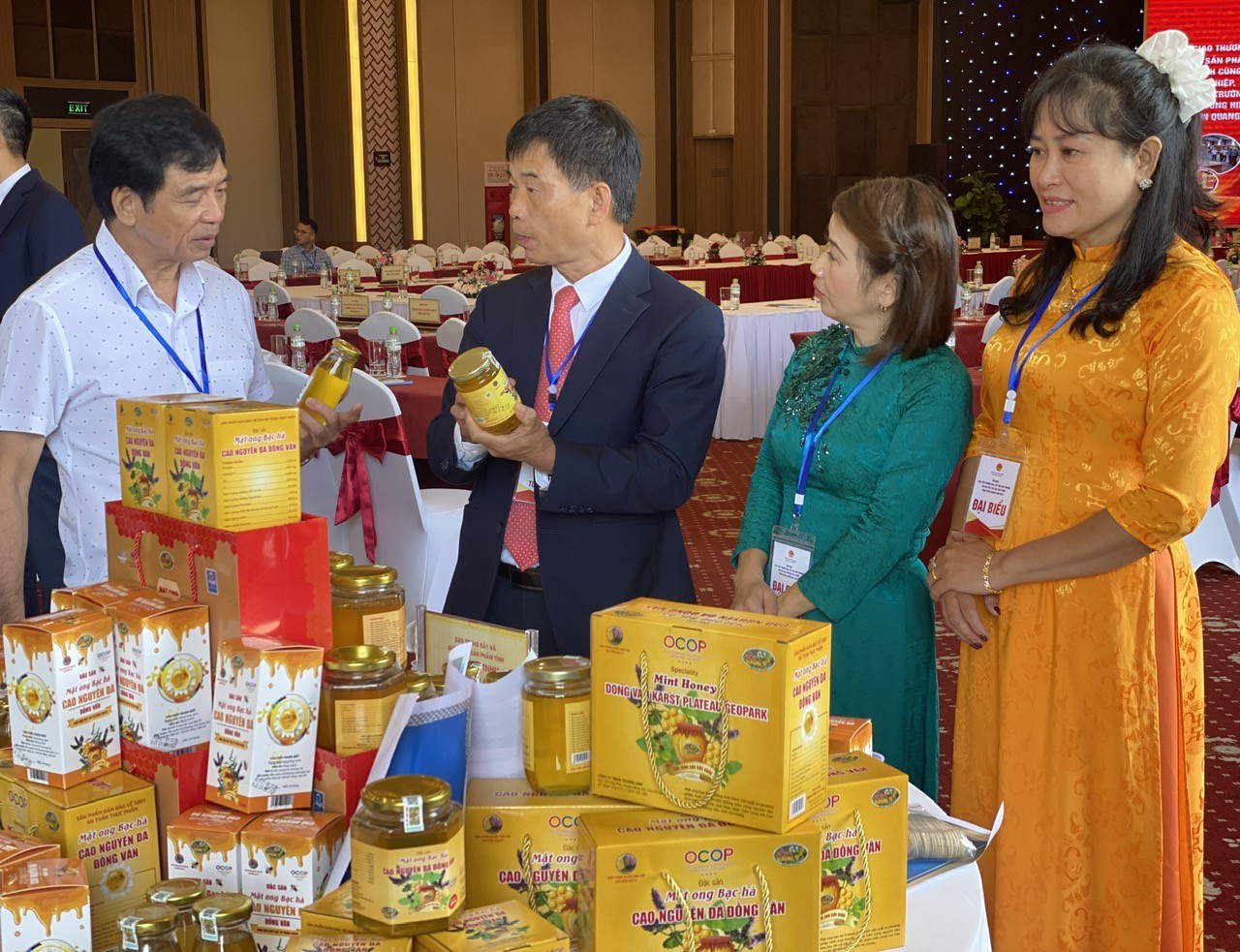 Tuyên Quang thúc đẩy xúc tiến thương mại gắn với phát triển bền vững Tuyên Quang thúc đẩy xúc tiến thương mại gắn với phát triển bền vững