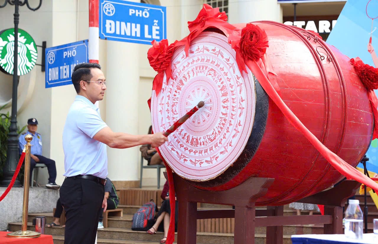 Phường Hoàn Kiếm khai mạc Đại hội Thể dục Thể thao lần thứ I năm 2025. Phường Hoàn Kiếm khai mạc Đại hội Thể dục Thể thao lần thứ I năm 2025.