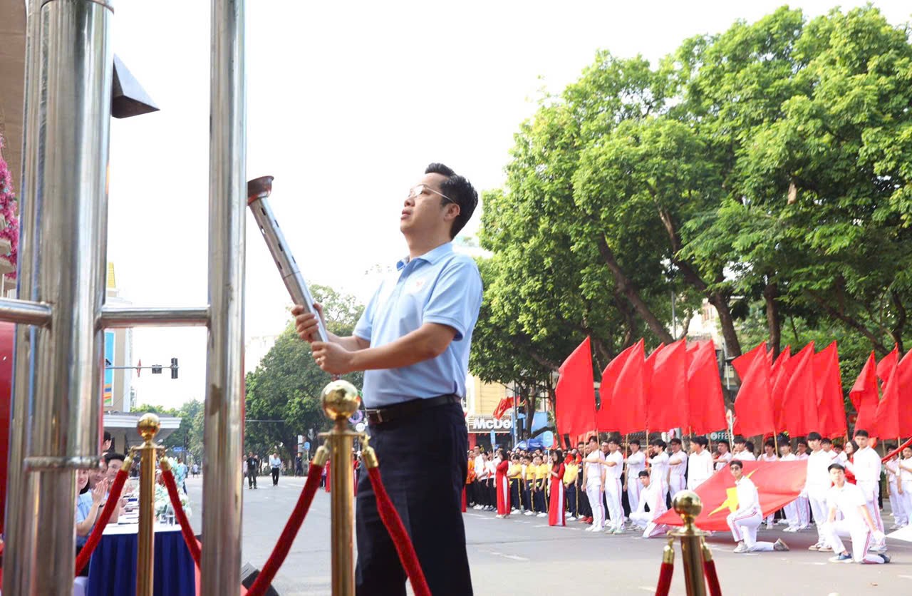 Phường Hoàn Kiếm khai mạc Đại hội Thể dục Thể thao lần thứ I năm 2025. Phường Hoàn Kiếm khai mạc Đại hội Thể dục Thể thao lần thứ I năm 2025.