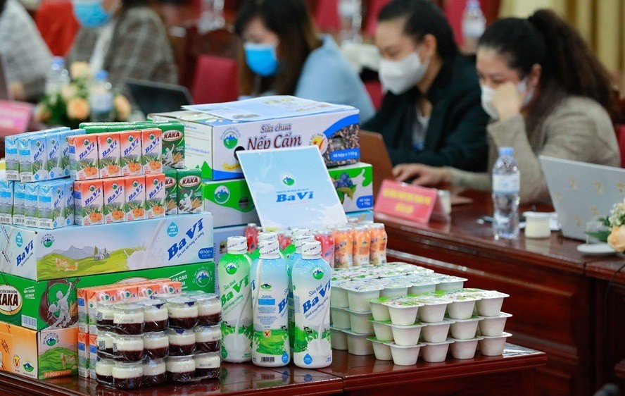 Sữa chua Ba Vì: Ngôi sao mới trên bản đồ OCOP Thủ đô Sữa chua Ba Vì: Ngôi sao mới trên bản đồ OCOP Thủ đô