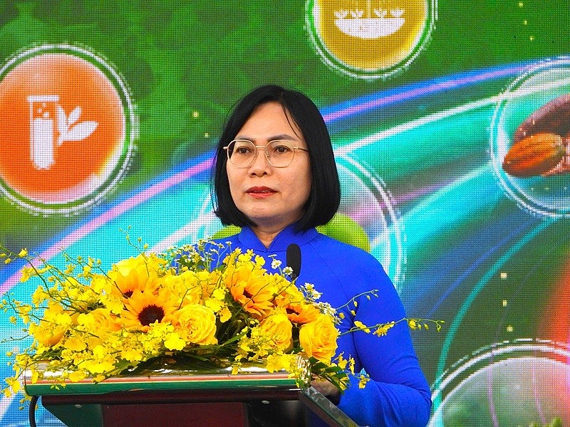 Bà Nguyễn Thị Hoàng, Tỉnh ủy viên, Phó Chủ tịch UBND tỉnh Đồng Nai phát biểu tại lễ công bố