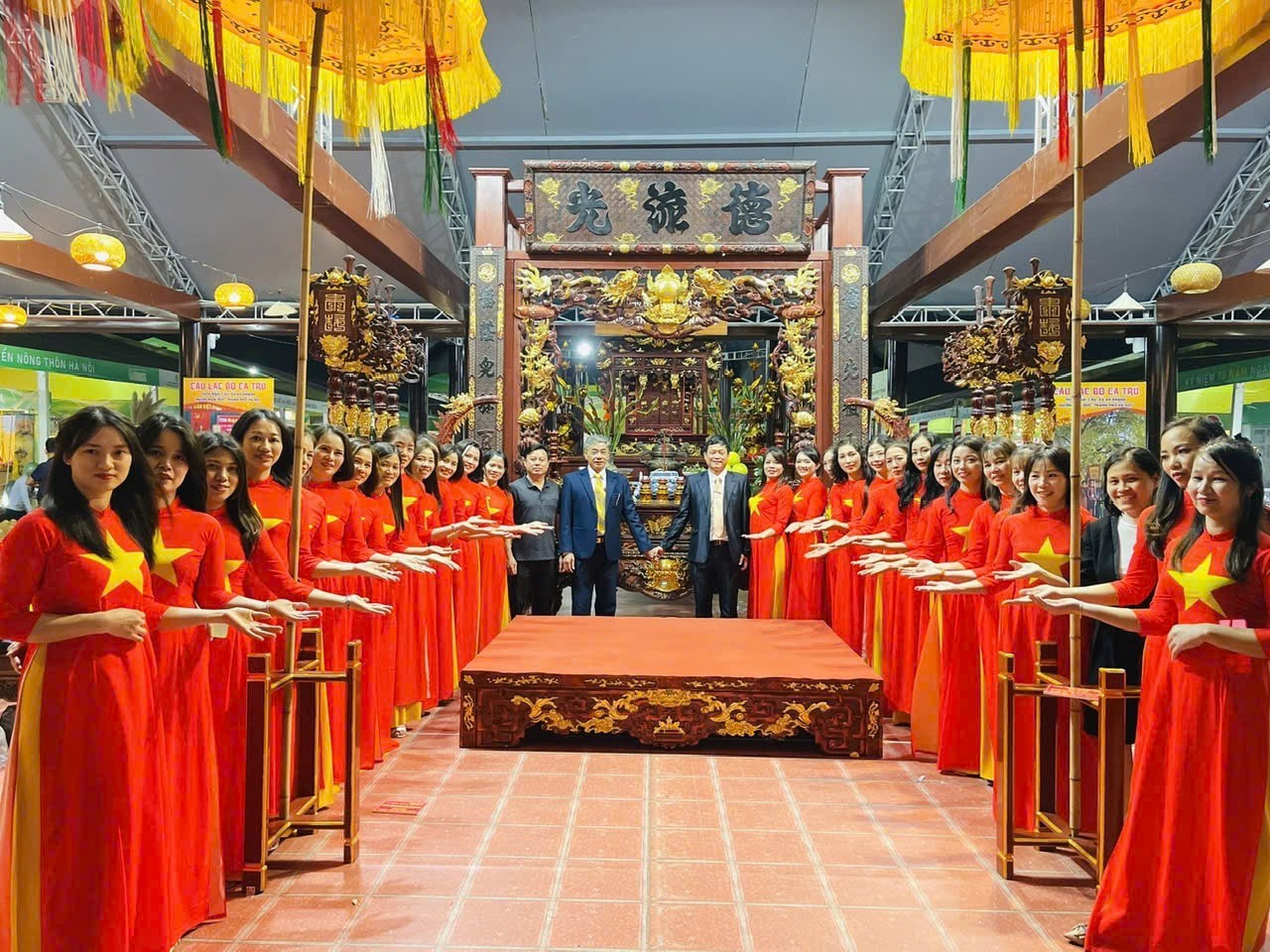 Sơn Đồng: Làng nghề điêu khắc sơn mỹ nghệ dẫn đường trong xây dựng nông thôn mới Sơn Đồng: Làng nghề điêu khắc sơn mỹ nghệ dẫn đường trong xây dựng nông thôn mới