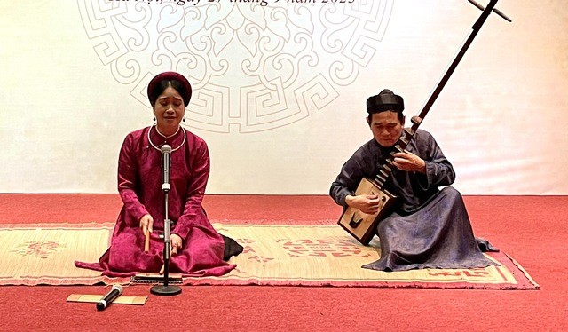 Nghệ nhân gìn giữ tinh hoa văn hóa dân tộc Nghệ nhân gìn giữ tinh hoa văn hóa dân tộc