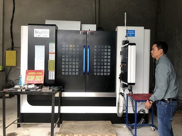 Kinh phí khuyến công hỗ trợ cho Công ty TNHH Lâm sản Đại Phát ứng dụng máy móc tiên tiến. Nguồn: ITN Kinh phí khuyến công hỗ trợ cho Công ty TNHH Lâm sản Đại Phát ứng dụng máy móc tiên tiến. Nguồn: ITN