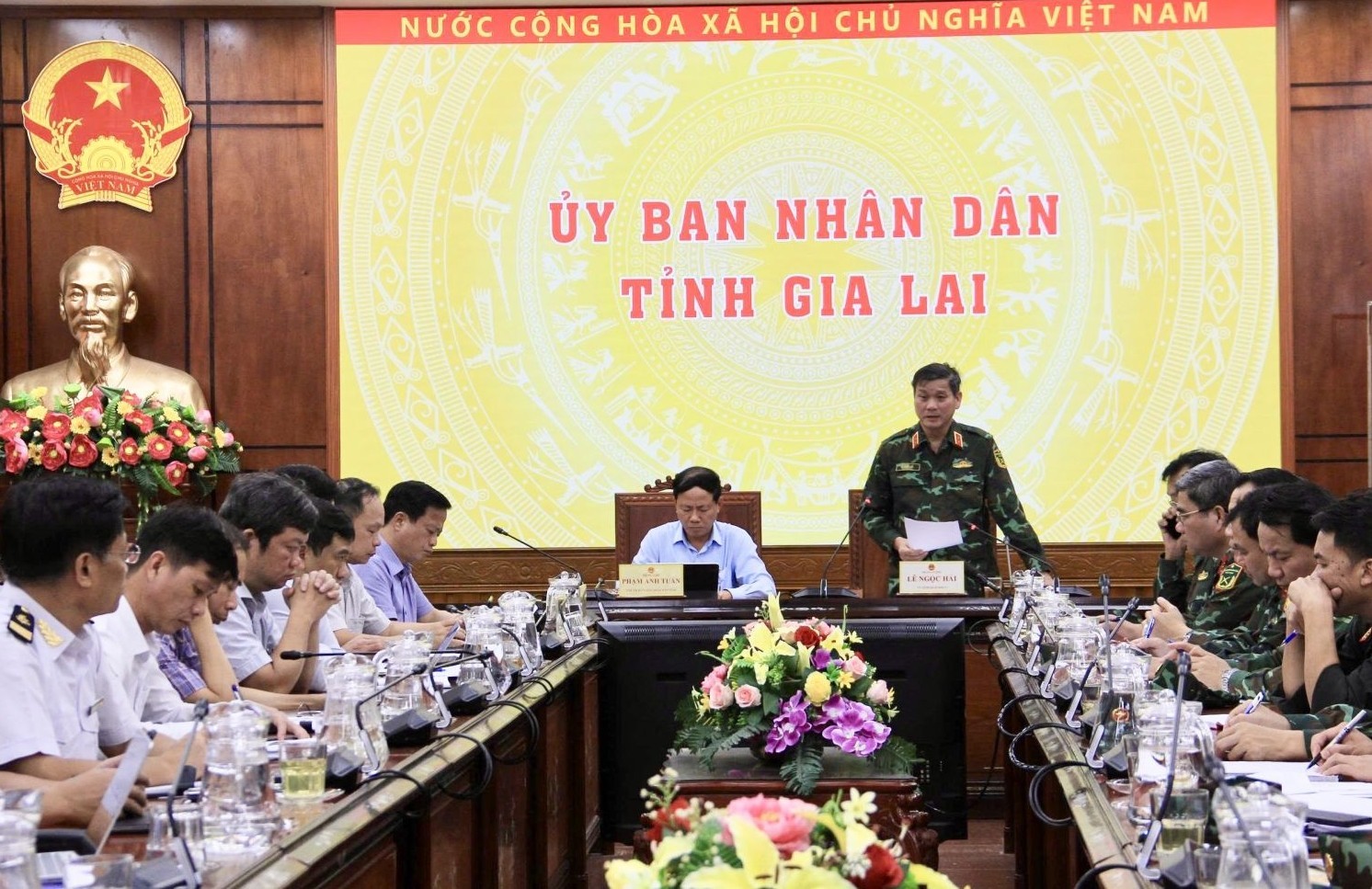 Quân đội sát cánh cùng chính quyền và Nhân dân Gia Lai ứng phó bão Kalmaegi Quân đội sát cánh cùng chính quyền và Nhân dân Gia Lai ứng phó bão Kalmaegi