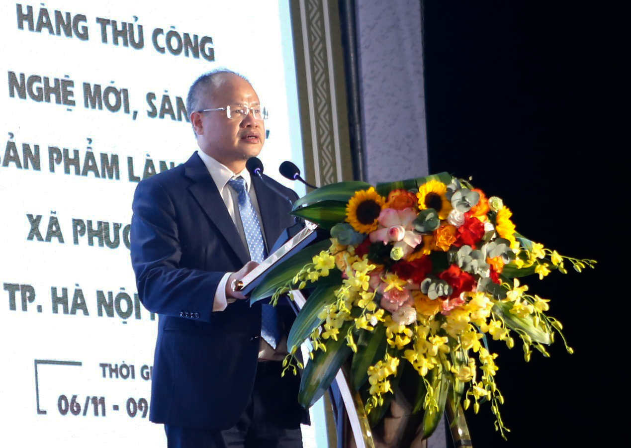 Xã Phượng Dực khai mạc Triển lãm sản phẩm làng nghề năm 2025 Xã Phượng Dực khai mạc Triển lãm sản phẩm làng nghề năm 2025