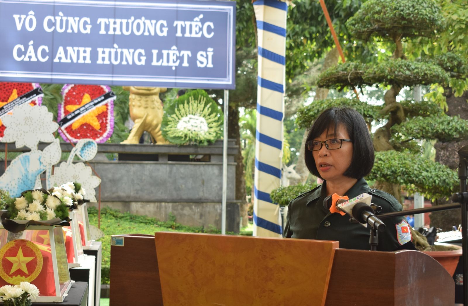 Gia Lai nặng lòng tri ân đưa 18 hài cốt anh hùng liệt sĩ về đất mẹ Tây Nguyên Gia Lai nặng lòng tri ân đưa 18 hài cốt anh hùng liệt sĩ về đất mẹ Tây Nguyên