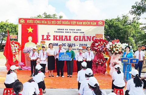 truong thcs thuy son vuot kho vuon len trong giao duc va dao tao