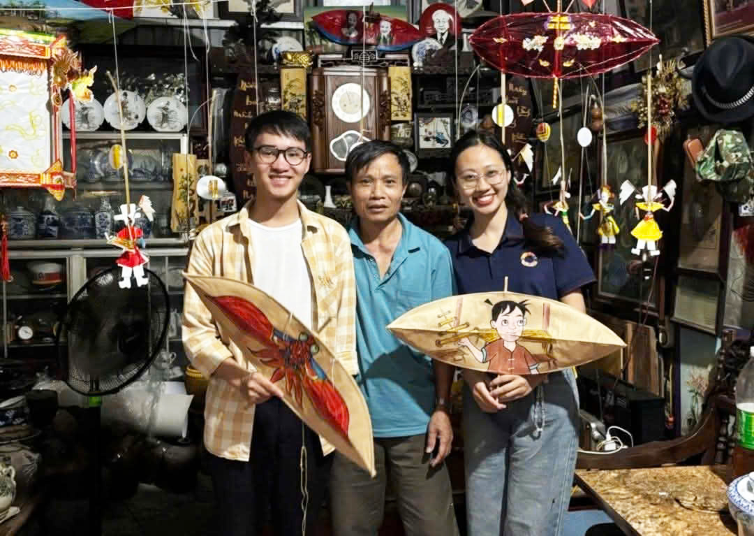 nghe nhan nguyen van ty nang long voi cac mon do choi cho tre nho