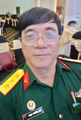 tu hao ve mai truong thpt bat bat 60 nam xay dung va truong thanh