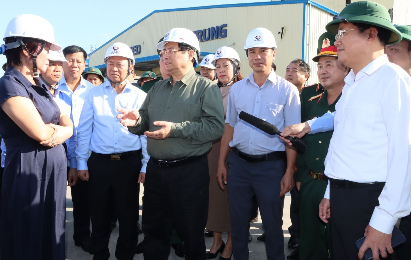 Thủ tướng Phạm Minh Chính: Chung sức để Gia Lai sớm hồi sinh sau bão số 13