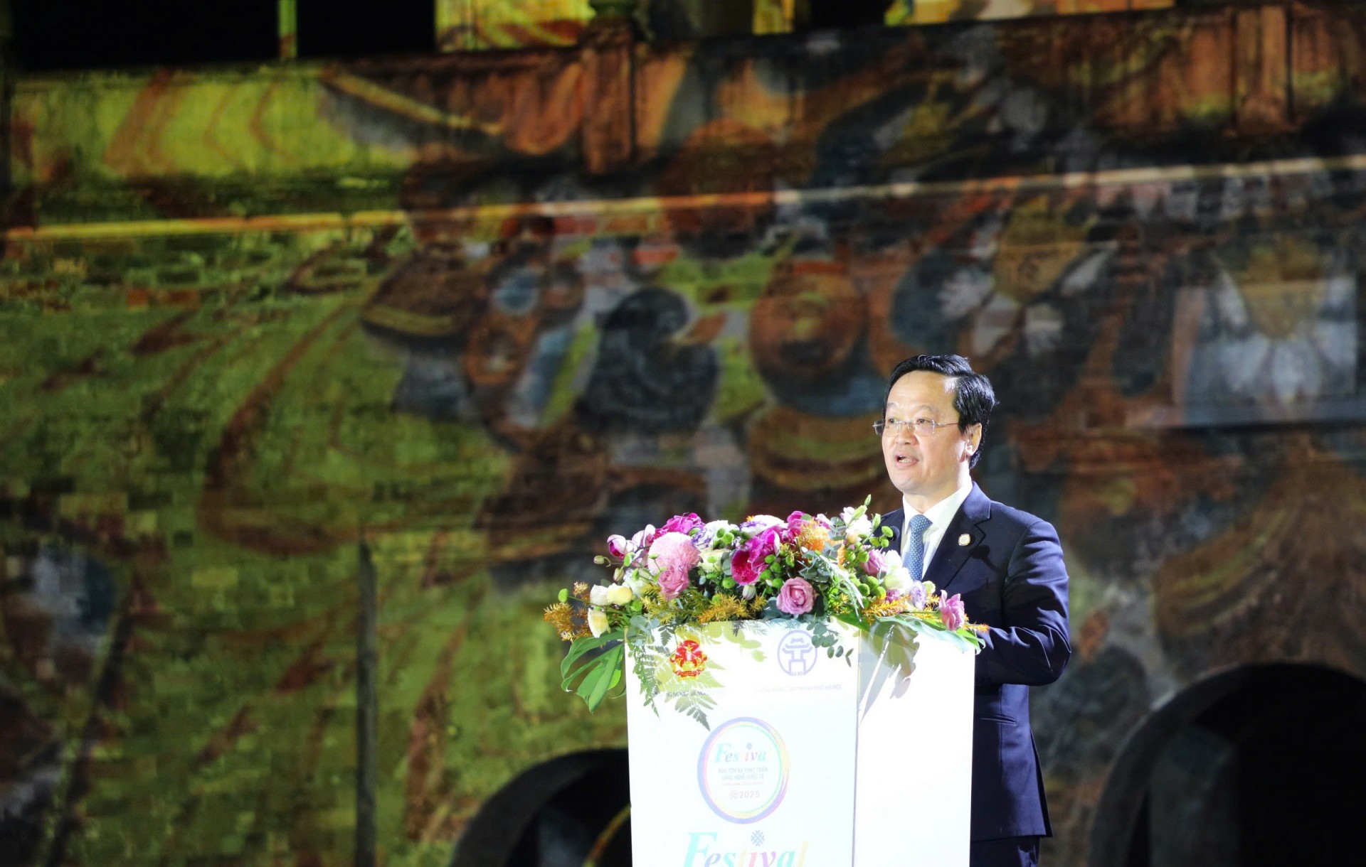 Chủ tịch UBND TP Hà Nội Nguyễn Đức Trung phát biểu tại lễ khai mạc. Chủ tịch UBND TP Hà Nội Nguyễn Đức Trung phát biểu tại lễ khai mạc.