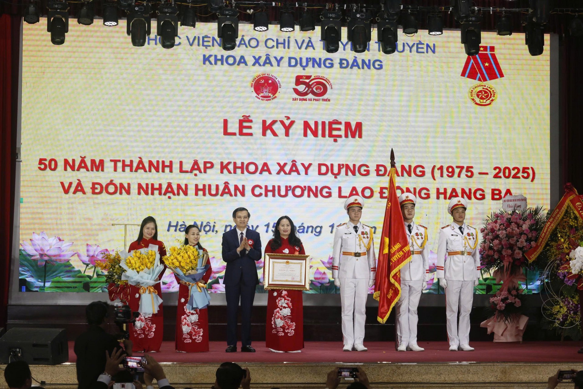 Khoa Xây dựng Đảng (Học viện Báo chí và Tuyên truyền): Kỷ niệm 50 năm thành lập và đón nhận Huân chương Lao động hạng Ba