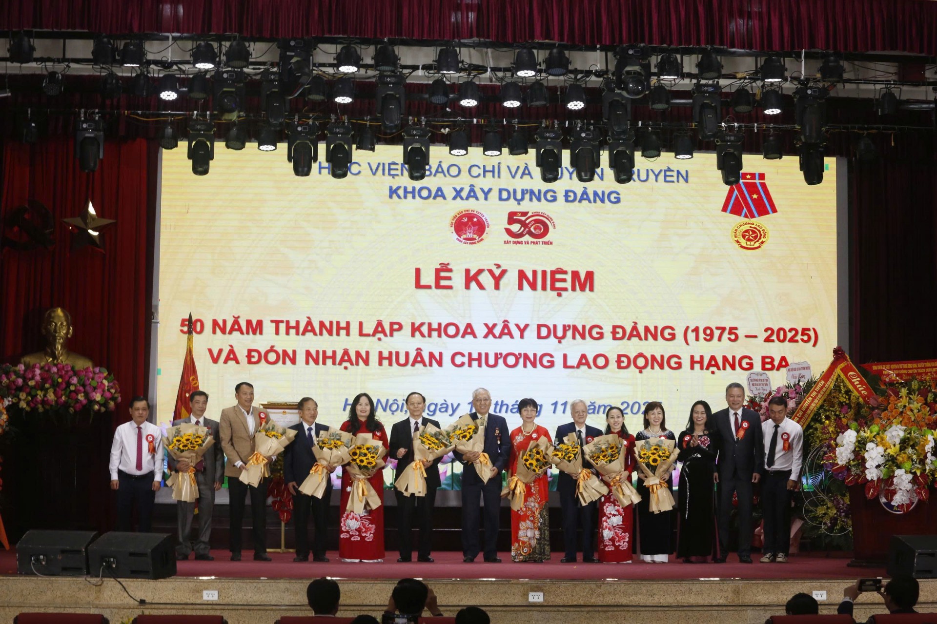 Khoa Xây dựng Đảng (Học viện Báo chí và Tuyên truyền): Kỷ niệm 50 năm thành lập và đón nhận Huân chương Lao động hạng Ba