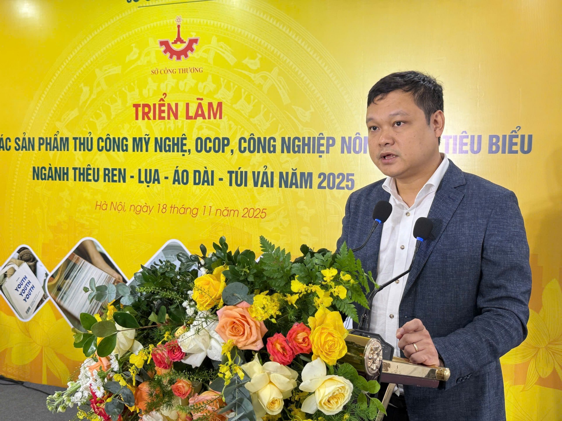 Khai mạc Triển lãm chuyên đề Thêu ren – Lụa – Áo dài – Túi vải năm 2025