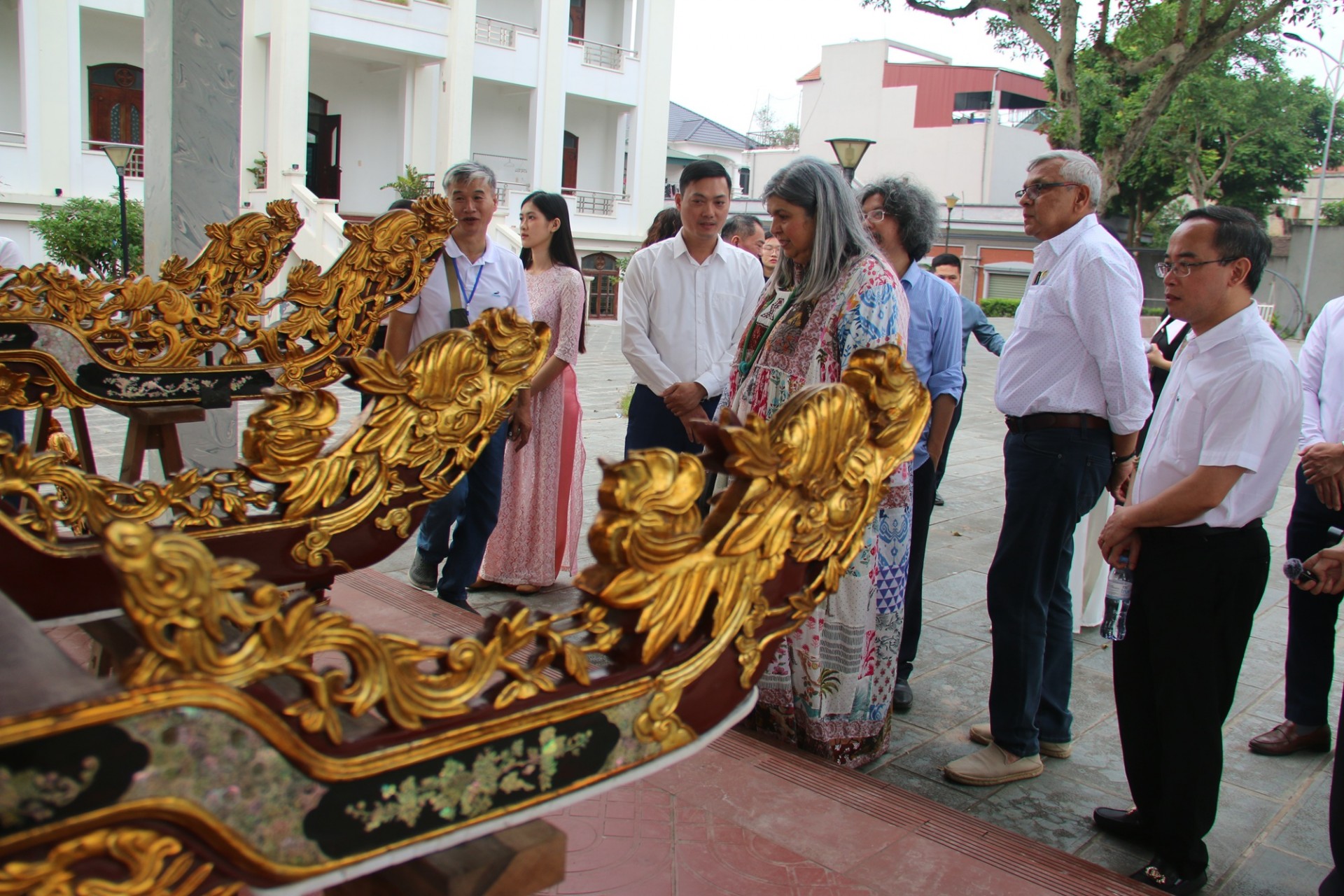 Đưa khảm trai – sơn mài Chuyên Mỹ lên bản đồ thế giới