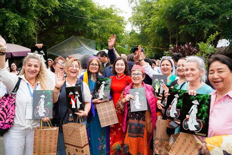 Đưa khảm trai – sơn mài Chuyên Mỹ lên bản đồ thế giới