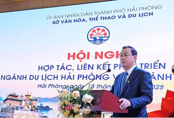 Ông Nguyễn Trùng Khánh- Cục Trưởng Cục Du lịch Quốc gia phát biểu tại Hội nghị Ông Nguyễn Trùng Khánh- Cục Trưởng Cục Du lịch Quốc gia phát biểu tại Hội nghị