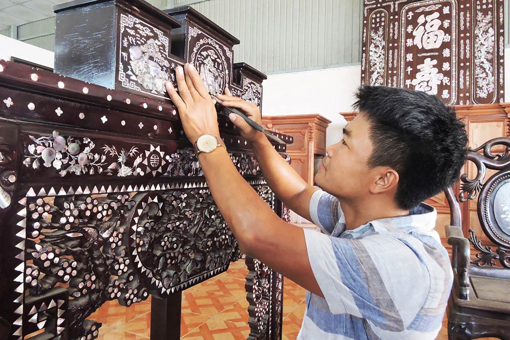 Chuyên Mỹ: Vùng đất của những bàn tay giữ lửa nghề truyền thống