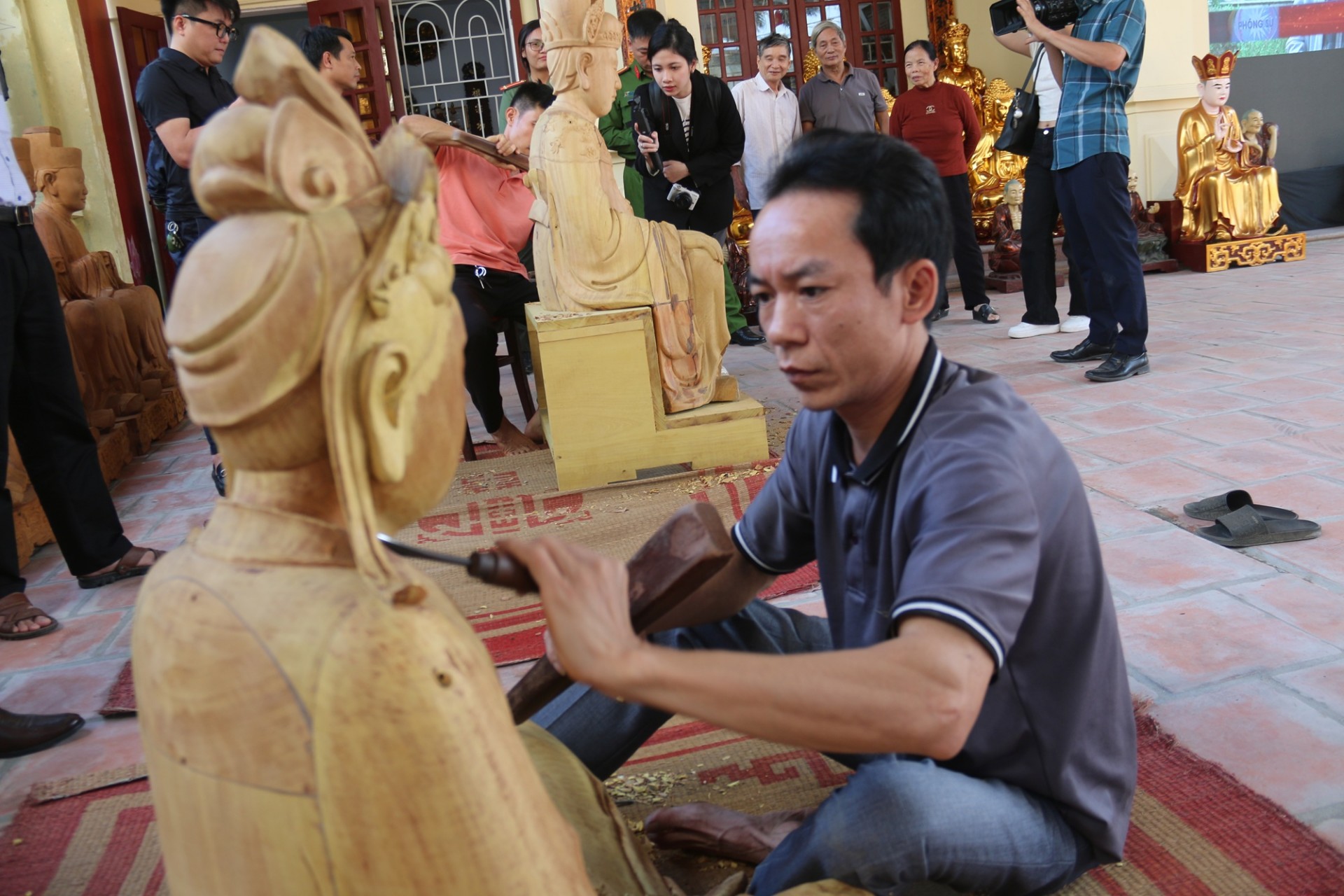 Sơn Đồng mở rộng hợp tác quốc tế trong hành trình giữ gìn nghề truyền thống Sơn Đồng mở rộng hợp tác quốc tế trong hành trình giữ gìn nghề truyền thống