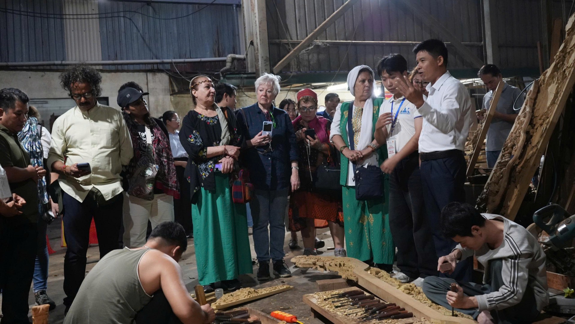 Sơn Đồng mở rộng hợp tác quốc tế trong hành trình giữ gìn nghề truyền thống Sơn Đồng mở rộng hợp tác quốc tế trong hành trình giữ gìn nghề truyền thống