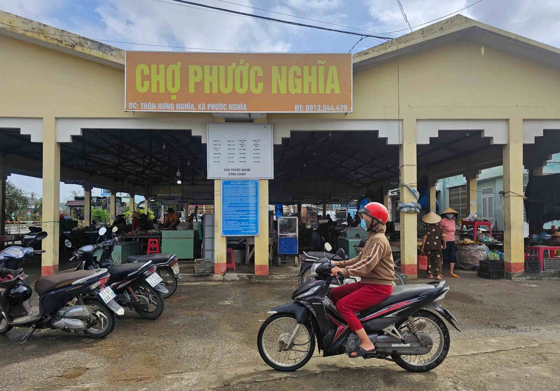 Gia Lai: Nhịp sống chưa trở lại sau mưa lũ, người dân tiếp tục đối mặt với trận bão lũ mới