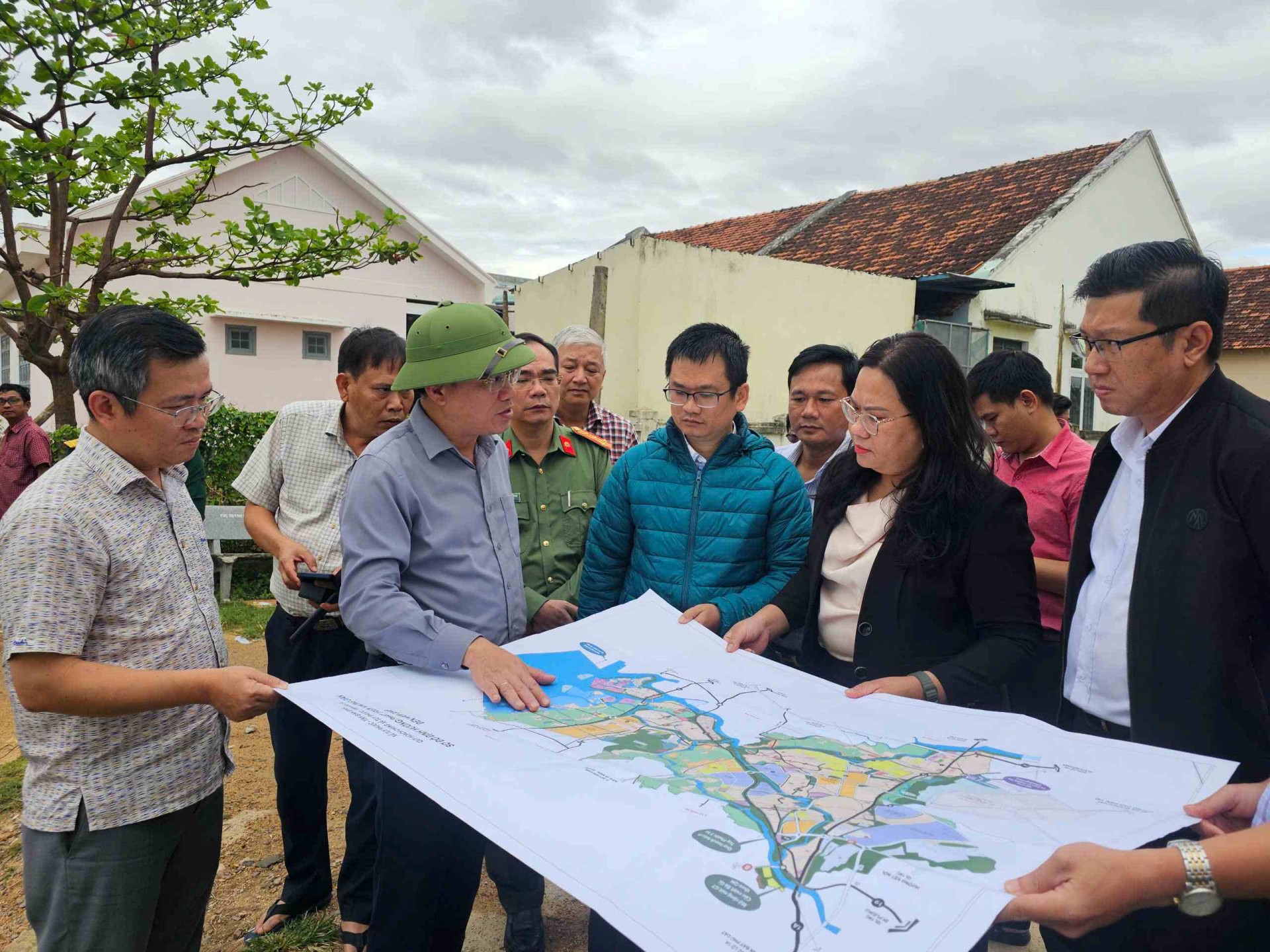 Gia Lai xây dựng khu tái định cư an toàn cho người dân vùng ngập sâu trong bão lũ Gia Lai xây dựng khu tái định cư an toàn cho người dân vùng ngập sâu trong bão lũ