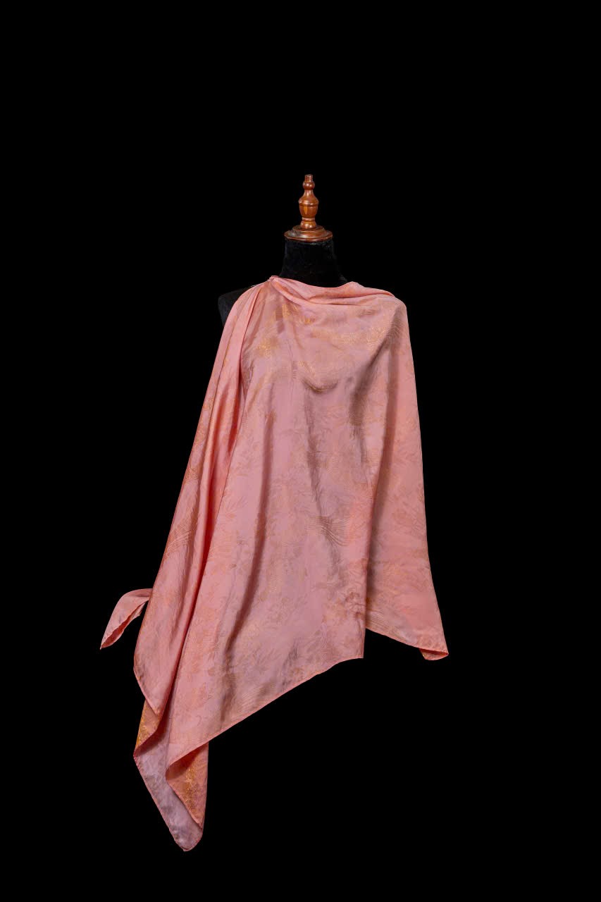 LuxurySilk phát triển sản phẩm đa dạng với nhiều chất liệu cao cấp LuxurySilk phát triển sản phẩm đa dạng với nhiều chất liệu cao cấp