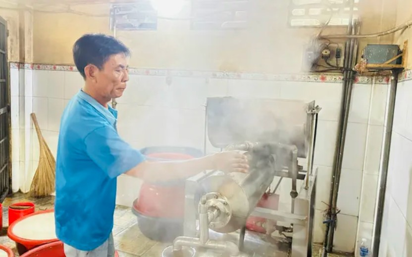 Giữ lửa nghề qua từng sợi bánh