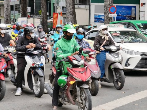 tphcm truoc ap luc o nhiem giao thong va bai toan chuyen doi xanh