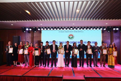 son la vinh danh 30 san pham cong nghiep nong thon 2025