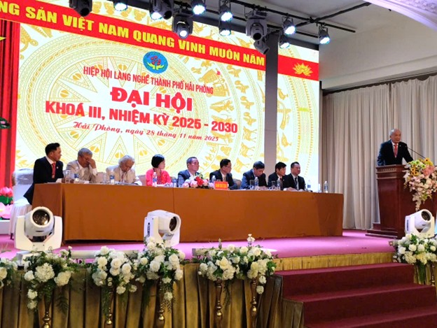 Đại hội Hiệp hội Làng nghề Hải Phòng nhiệm kỳ III (2025–2030) diễn ra thành công. Đại hội Hiệp hội Làng nghề Hải Phòng nhiệm kỳ III (2025–2030) diễn ra thành công.